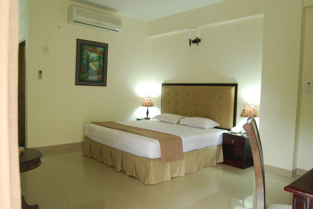 Ambassador Residency Hotel จิตตะกอง ห้อง รูปภาพ