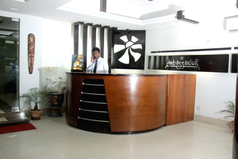 Ambassador Residency Hotel จิตตะกอง ภายนอก รูปภาพ